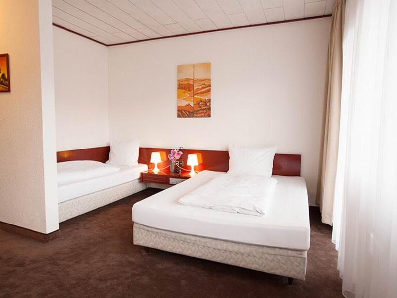 Hotel Senator Dortmund Esterno foto
