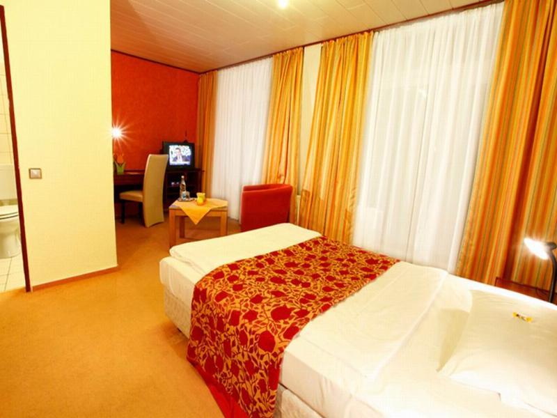 Hotel Senator Dortmund Esterno foto